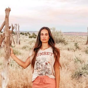 Meet your Posher, Rashele